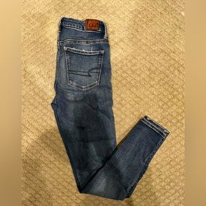 American Eagle- The LUX Jean (W6xL)